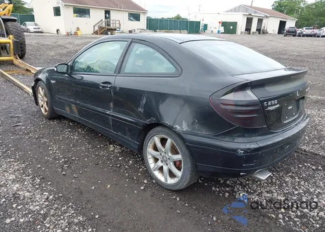 2002 Mercedes-Benz C 230 from USA, damaged, VIN WDBRN47J22A353494